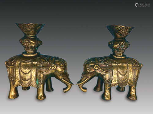 A Pair of Copper Elephant Candlesticks, Late-Qing