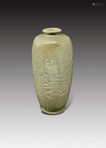 CeladonFloral Carving Peony Pattern Vase Northern Song