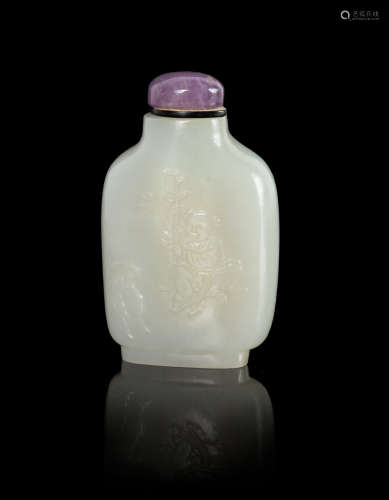 A Carved White Jade Snuff Bottle