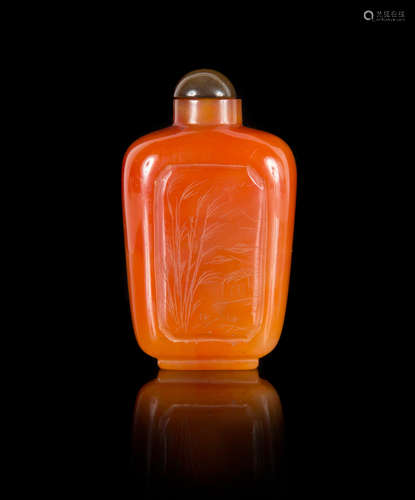 An Amber Snuff Bottle