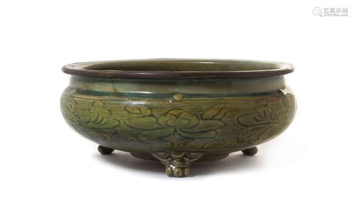 A Longquan Celadon Glazed Porcelain Censer