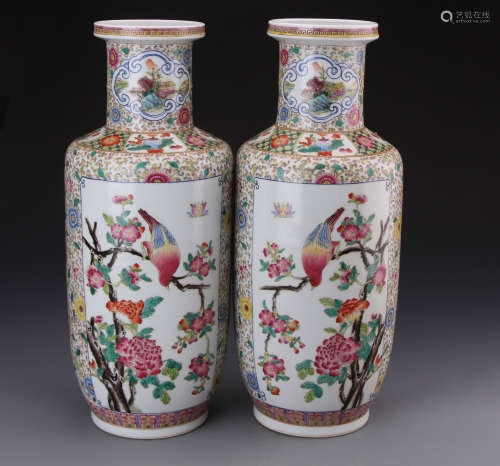 Pair of Chinese Famille Rose Vase Painted with Flowers and Birds Marked 