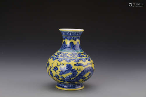 Chinese Blue and White Vase Painted with Dragons Marked 