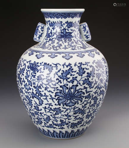 Chinese Blue and White Zun Vase Painted with Twine Lotus Marked 