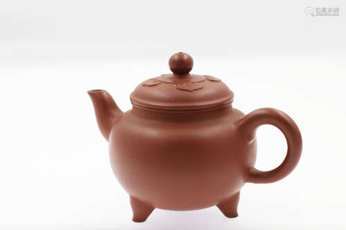 Chinese Yixing Glay Teapot Carved with Ruyi Marked 