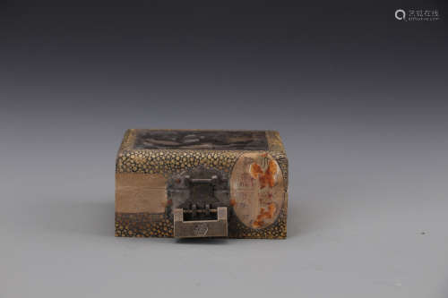 Chinese Qing Styled  Lacqure Box Painted with Fishes L:9cm W:7cm H:4cm