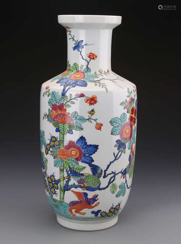 Chinese Wucai Glazed Vase Painted with Flowers and Birds Marked 