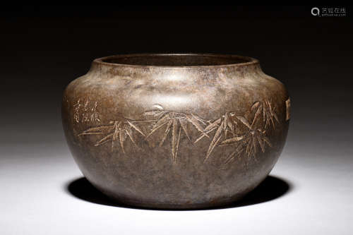 YIXING ZISHA 'BAMBOO AND POETRY' JAR, BO