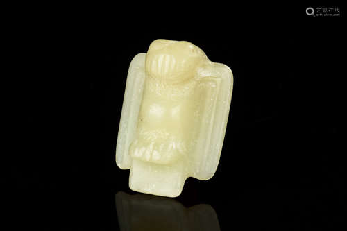 HONGSHAN CULTURE JADE CARVED 'EAGLE' ORNAMENT