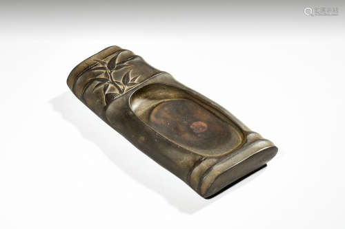 CARVED 'BAMBOO SECTION' INK STONE
