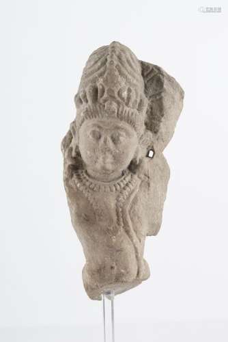 Apsara, Inde, époque médiévaleGrès sculpté, H 20 cm