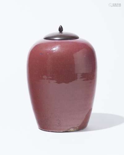 Pot à gingembre, Chine, époque Daoguang (1821-1850),Porcelaine sang de boeuf, H 30 cm