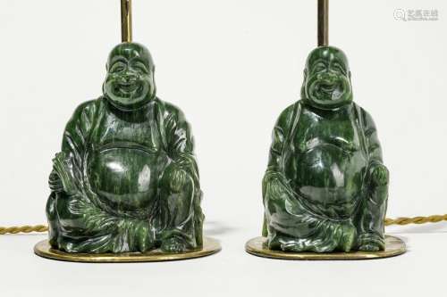 Paire de bouddhas montés en lampe, ChineJade épinard, H 14 cm