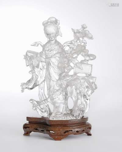 Guanyin musicienne, ChineCristal de roche sculpté et ajouré, H 19 cm