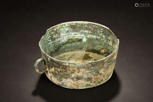 ARCHAIC BRONZE CUP