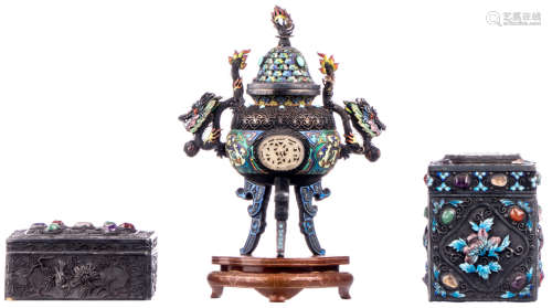 A small Chinese silver, enameled and filigree decorated tripod vase with cover and added two ditto boxes and covers, all items decorated with semi-precious stones, carved jade plaques and gilt inside, H 5,5 - 19 cm, total weight (included jade plaques) 940 g