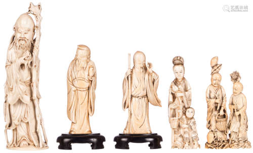 Five Chinese and Japanese ivory figures, late 19th - early 20thC, two with a wooden base, H 14,5 - 25,5 cm - Weight: 1395g (with bases)