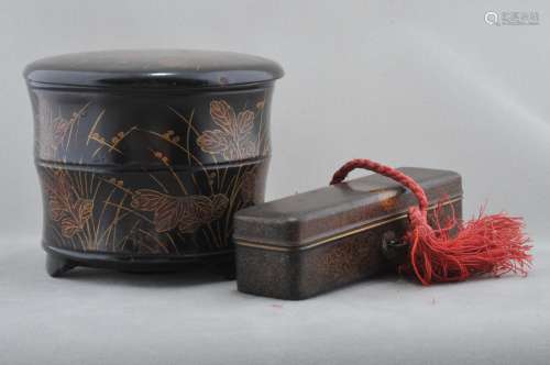 Lot of two lacquer boxes. Japan. 19th century. A