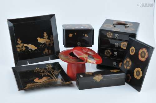 Lot of laquer works. Japan. Meiji Period (1868-1912).