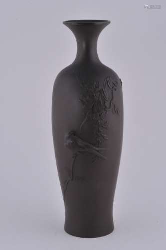 Bronze vase. Japan. Meiji period. (1868-1912).