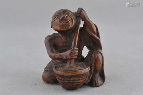 Carved wooden Netsuke. Japan. 18th/19th century. Figure