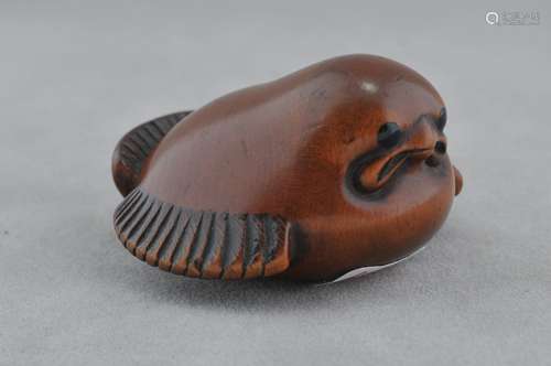 Carved wooden Netsuke. Japan. 18th/19th century. Small