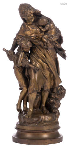 Moreau M., returning from a mussel harvesting, bronze with gold patina, H 82 cm