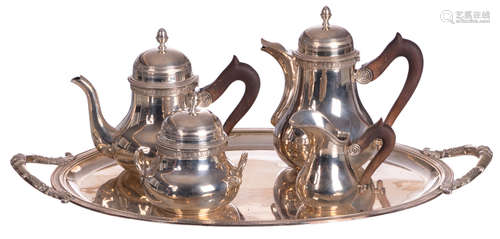 A five-part coffee and tea set, Belgian silver (1942 - 1987), 835/000, maker's mark 'Roger Alfred Leopold', Brussels, about 1954, (W.V. Dievoet III - 0026), H 11 - 21,5 - W 59,5 cm - Weight: 4000g (wooden handles included)