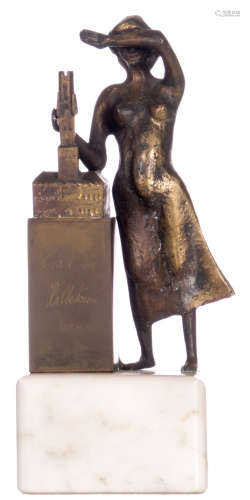 Claerhout J., 'Laat de Halletoren zien', bronze sculpture on a white marble base, published by 'Kiwanis International - Bruges', 25/100, H 21 cm (with base)