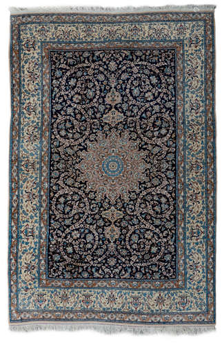 An Oriental rug with floral motifs and a central medaillon, Nain, wool on cotton, 188 x 282 cm