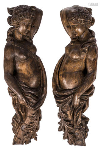 Two 18thC oak cariatides, with minimal traces of polychrome paint, H 79 cm