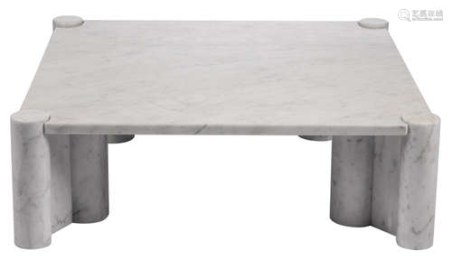 A marble design coffee table, so-called 'Jumbo coffee table', Knoll, design Gae Aulenti, H 36 - W 113 - D 113 cm