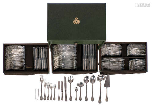 A cutlery storage chest with a twelve-piece silver plated cutlery set and various ditto serving cutlery, by Christofle, 128 pieces