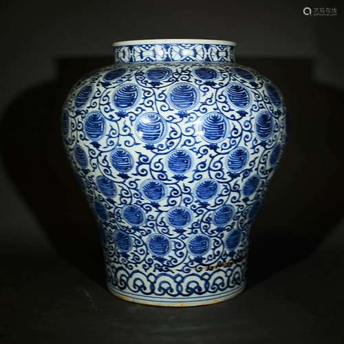 Wanli Mark, Large Chinese Blue and White Jar