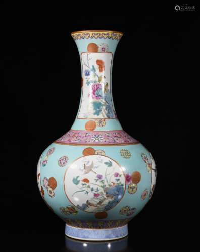Chinese Famille Rose Gloubular Vase