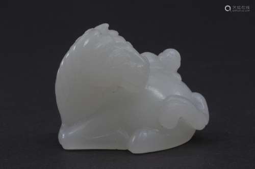 Jade carving. China. 19th century. Pure white stone. Carving of a monkey and a horse for the rhebus 