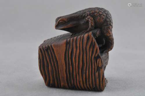 Carved wooden Netsuke. Japan, 18th century. Study of a