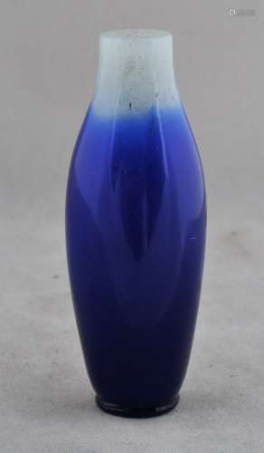 Peking Glass snuff bottle. China. 19th century. Cobalt