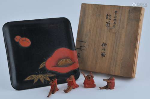 Lot of five carvings. Japan. 19th century. Five figures