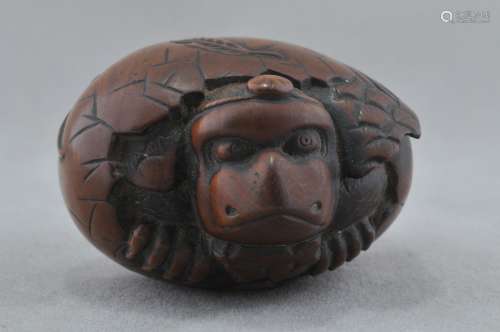 Carved wooden Netsuke. Japan. 19th century. Tingu