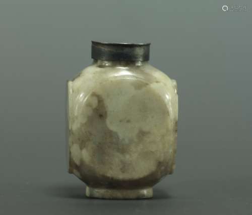 Celadon Jade Snuff Bottle, Qing Dynasty