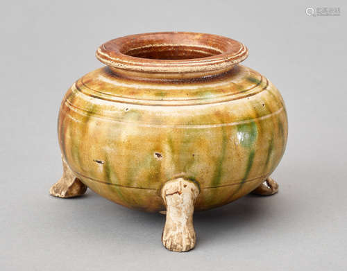 A SANCAI-GLAZED TRIPOD CENSER, TANG DYNASTY