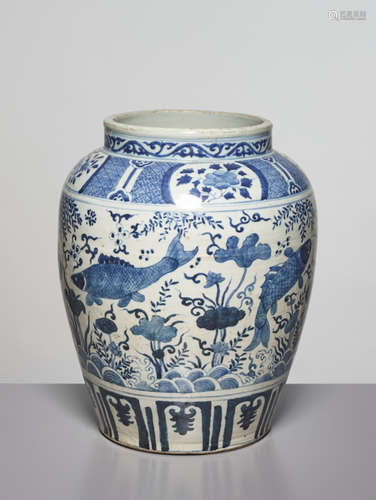 A BLUE AND WHITE ‘FISH’ JAR, WANLI