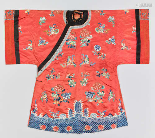 AN EMBROIDERED SILK MANCHU LADY'S INFORMAL ROBE, CHANGYI, QING