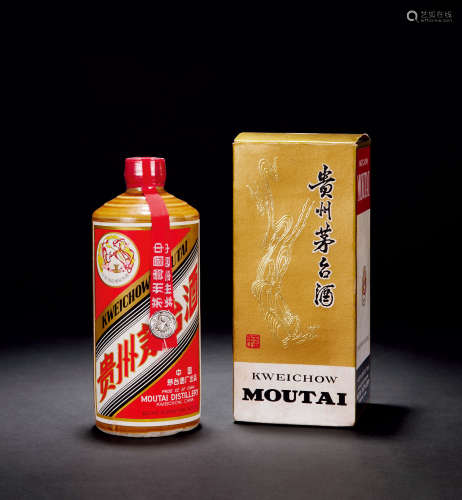 1983-1984「飞天牌」特需贵州茅台酒（黄釉瓷瓶）