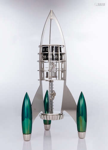 MB&F 精致有趣，精钢火箭造型8天动力储存座钟，备小太空人玩偶，「登陆月球」，年份约2017，附原厂证书及表盒