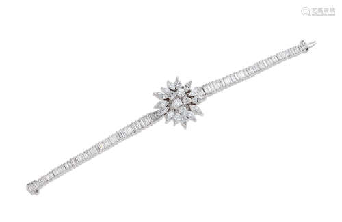 欧米茄 精致罕有，铂金镶钻石女装机械链带腕表，备隐藏表盘，年份约1960年，钻石共重约15.50克拉