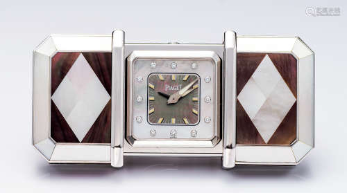 伯爵 精美罕有，白金镶钻石及珍珠贝母长方型旅行钟，备闹钟功能，年份约1990