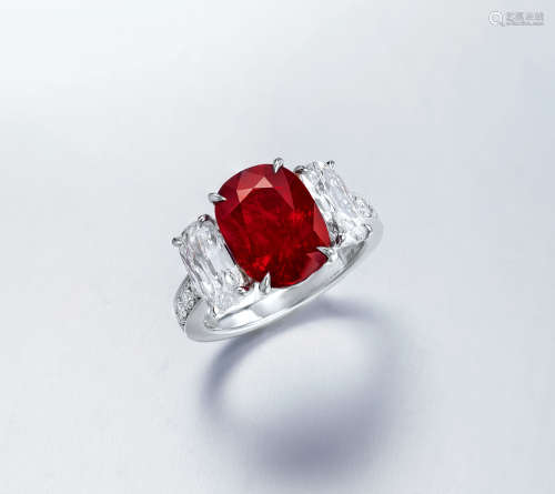 4.44克拉缅甸红宝石配钻石戒指，未经加热