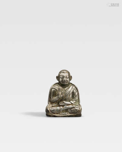 西藏，约十三世纪 银质噶举喇嘛坐像